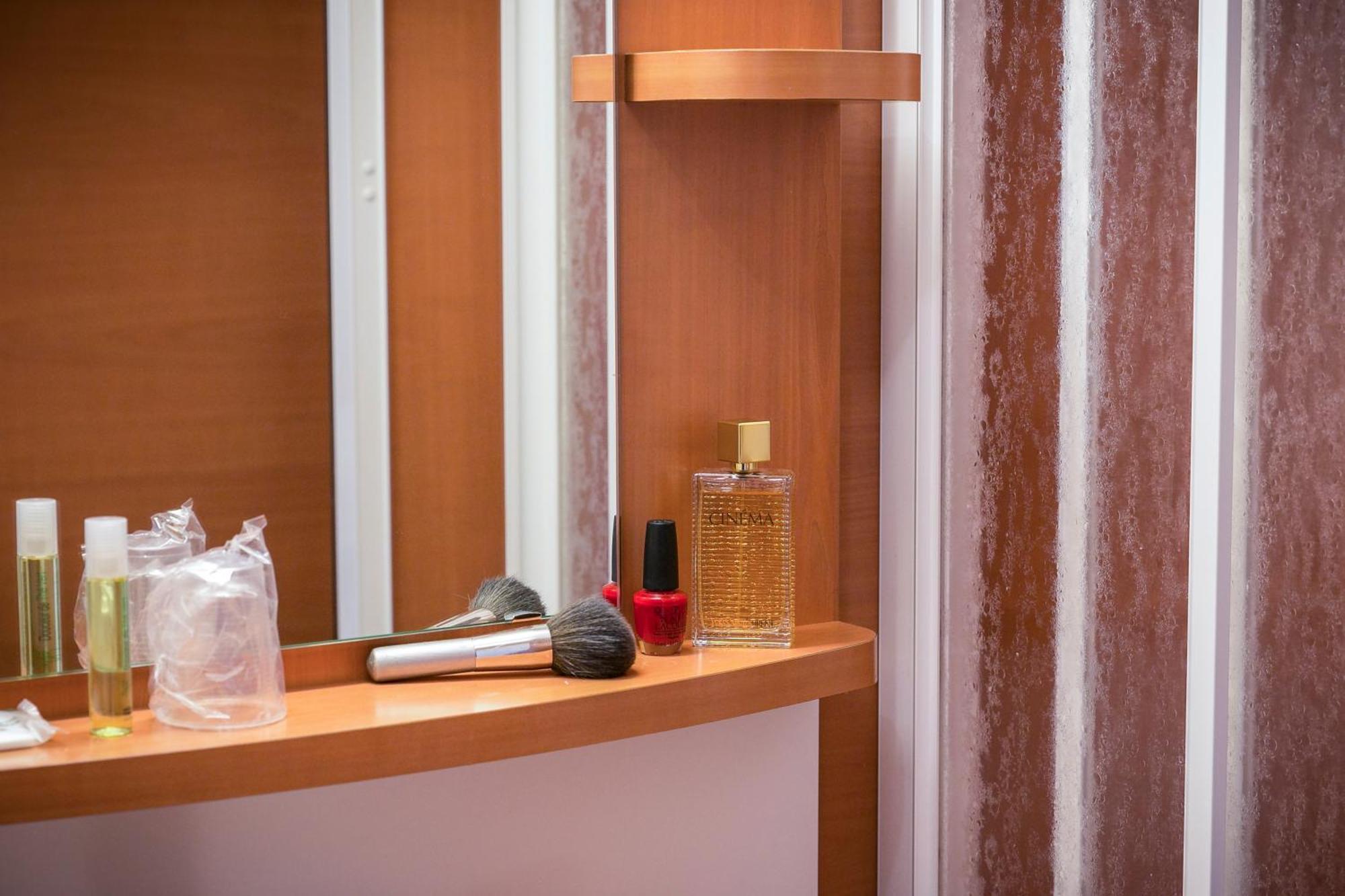 Brit Hotel Rennes Le Castel מראה חיצוני תמונה