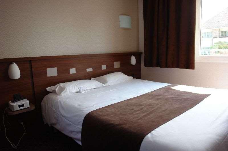 Brit Hotel Rennes Le Castel חדר תמונה