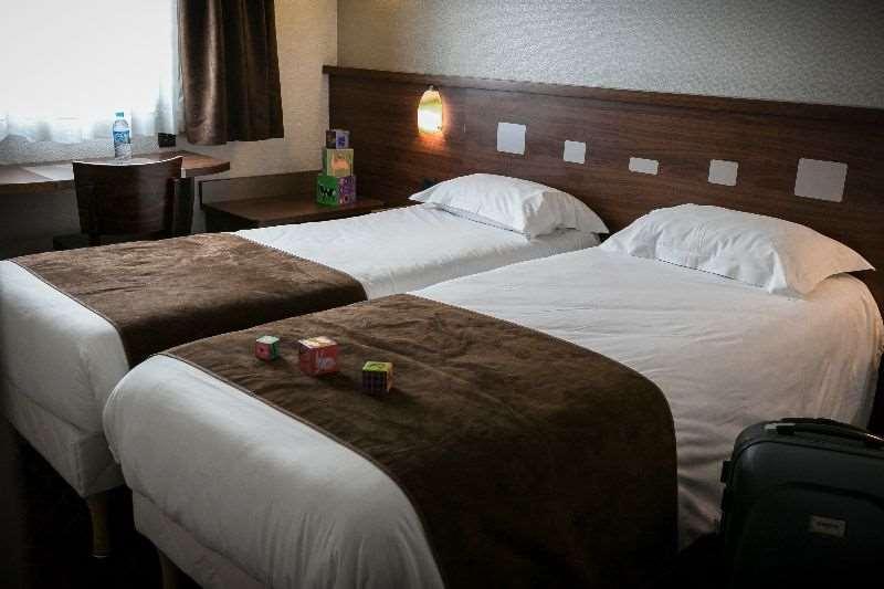 Brit Hotel Rennes Le Castel חדר תמונה
