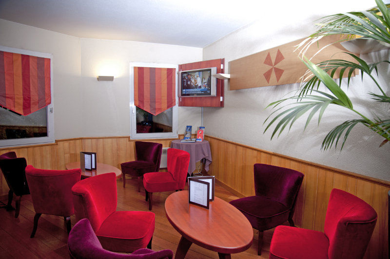 Brit Hotel Rennes Le Castel מראה חיצוני תמונה