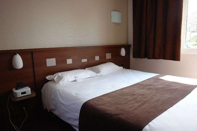 Brit Hotel Rennes Le Castel חדר תמונה