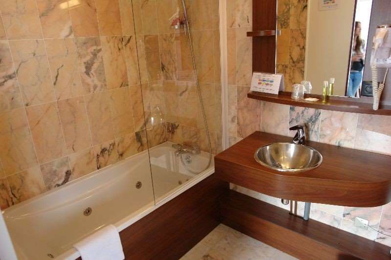 Brit Hotel Rennes Le Castel חדר תמונה