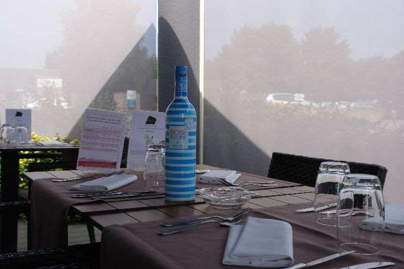 Brit Hotel Rennes Le Castel מסעדה תמונה