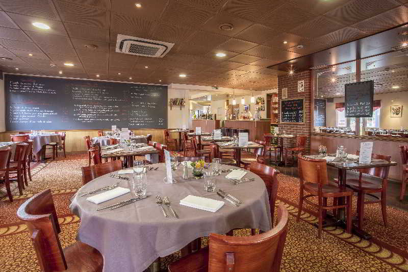 Brit Hotel Rennes Le Castel מראה חיצוני תמונה